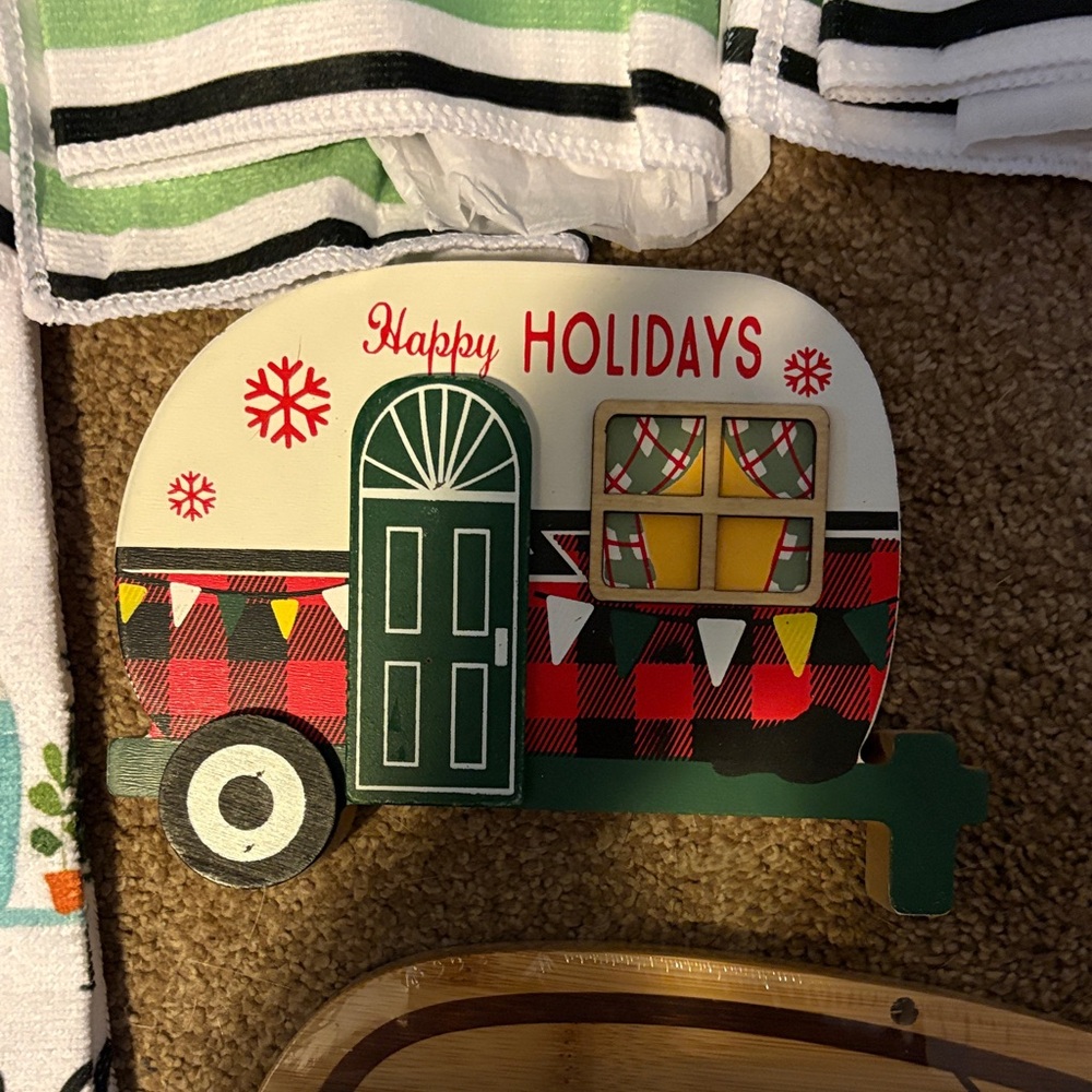 Happy Camper Kitchen Towel Set with Camper Bamboo Coaster Set, Camper cut board - Picture 7 of 10
